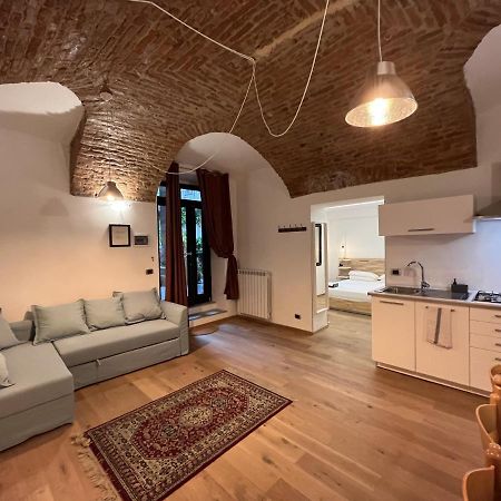 Suite The Brick - Host By Traveller'S Nest トリノ エクステリア 写真
