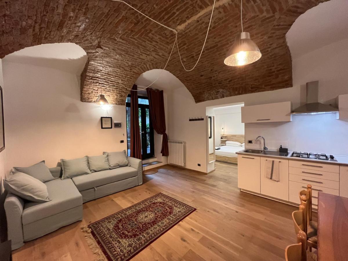 Suite The Brick - Host By Traveller'S Nest トリノ エクステリア 写真