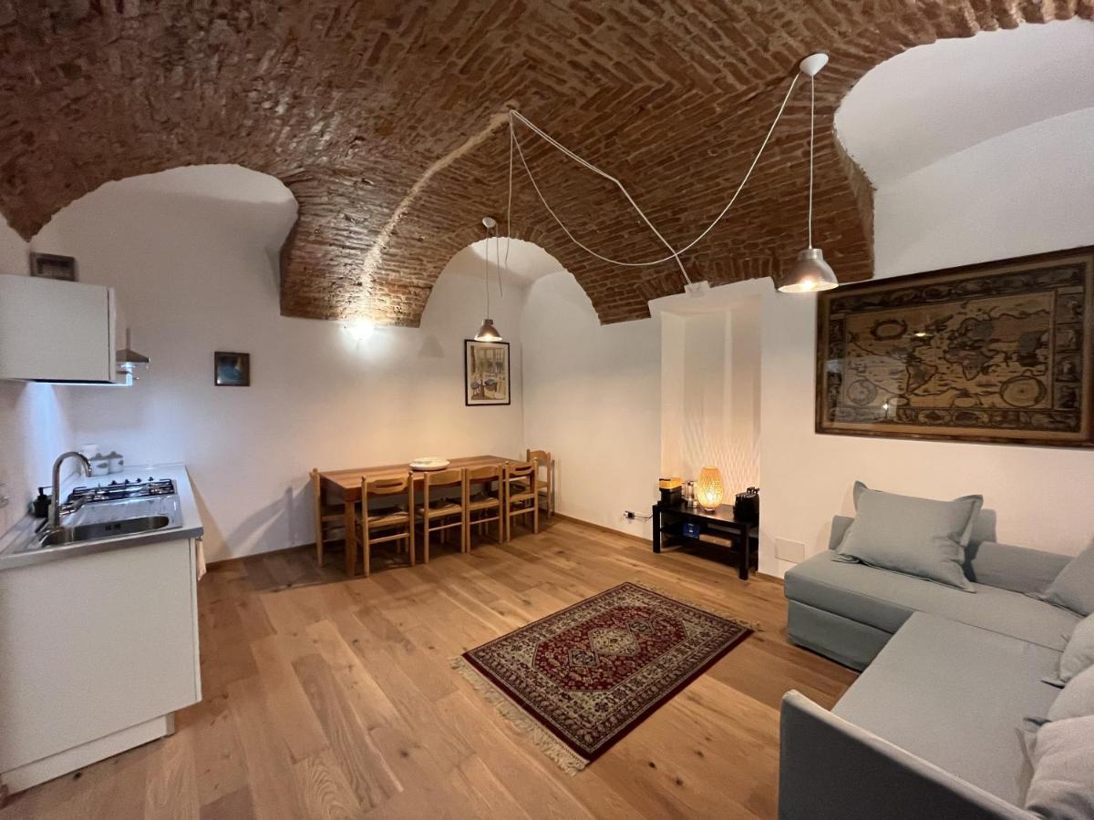 Suite The Brick - Host By Traveller'S Nest トリノ エクステリア 写真